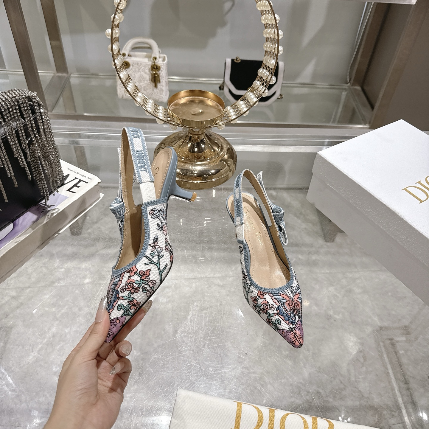 Dior Slingback Pumps Embroidered Woven Pointed Toe Heels 6 i1745487218171 945 0 3