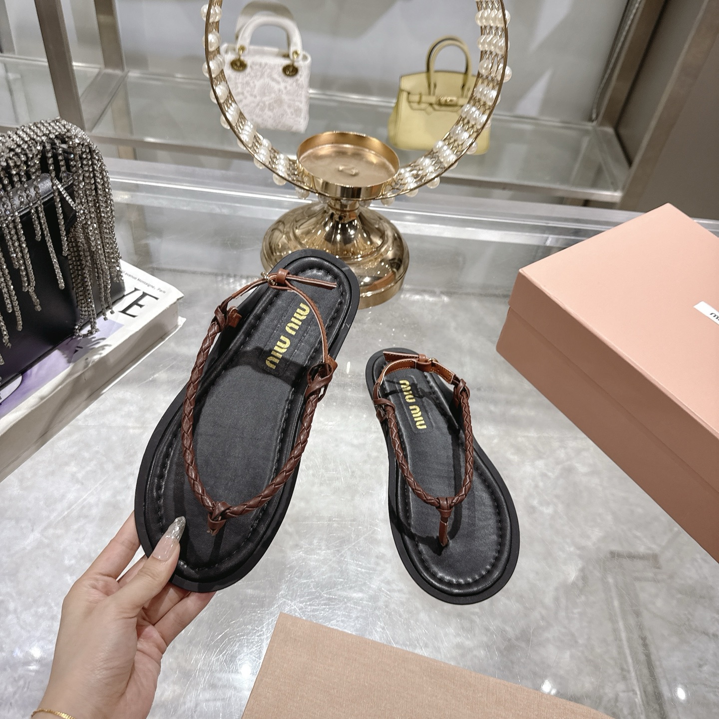 Miu Miu 25SS Braided Thong Sandals - Chic Summer Flats for Women 1 Miu Miu 25SS Braided Thong Sandals - Chic Summer Flats for Women