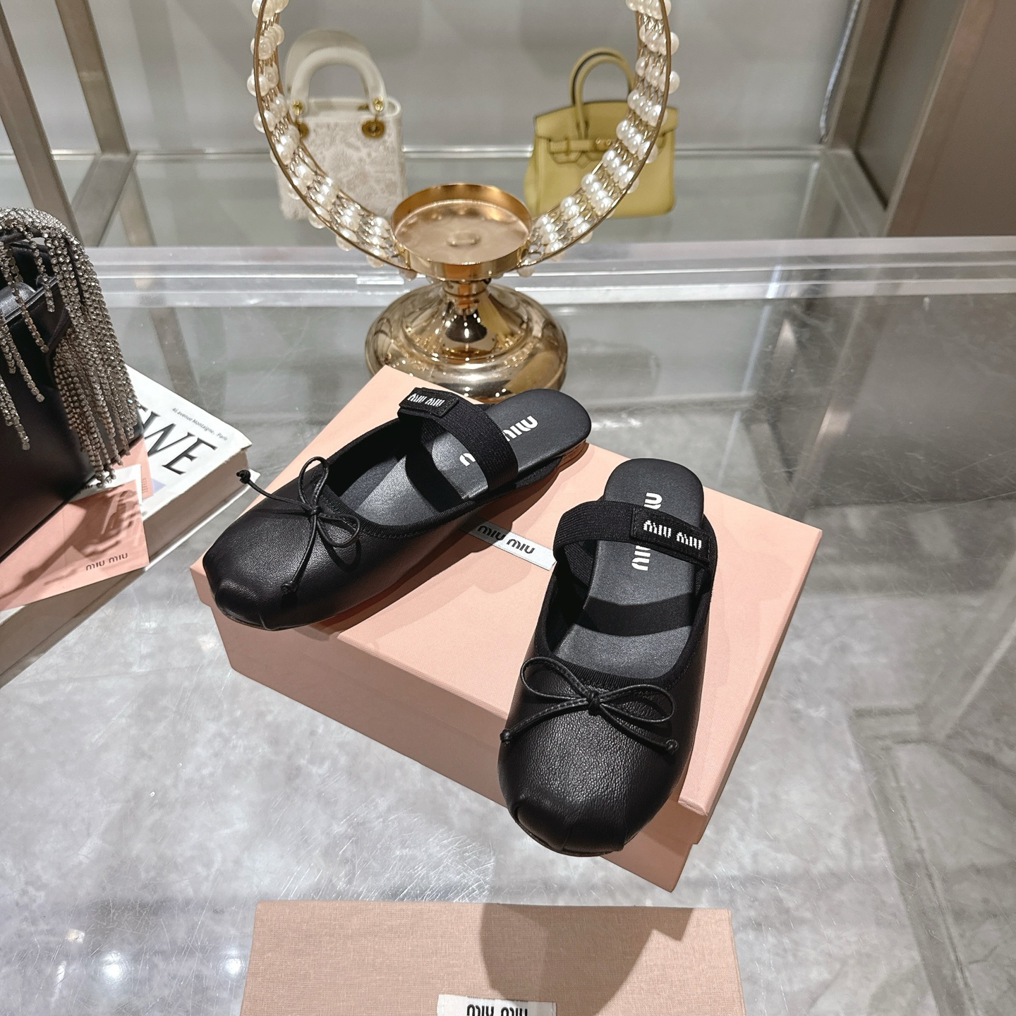 Miu Miu Bow Leather Mules,Slip-ons Women's Shoes, Stylish & Comfortable 2 i1745730894530 4 0 5