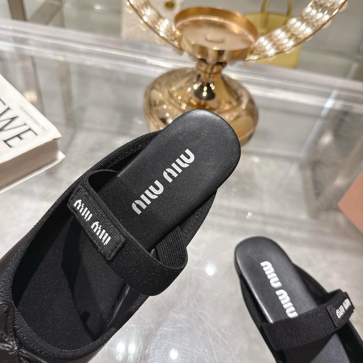 Miu Miu Bow Leather Mules,Slip-ons Women's Shoes, Stylish & Comfortable 8 i1745730896763 145 0 6