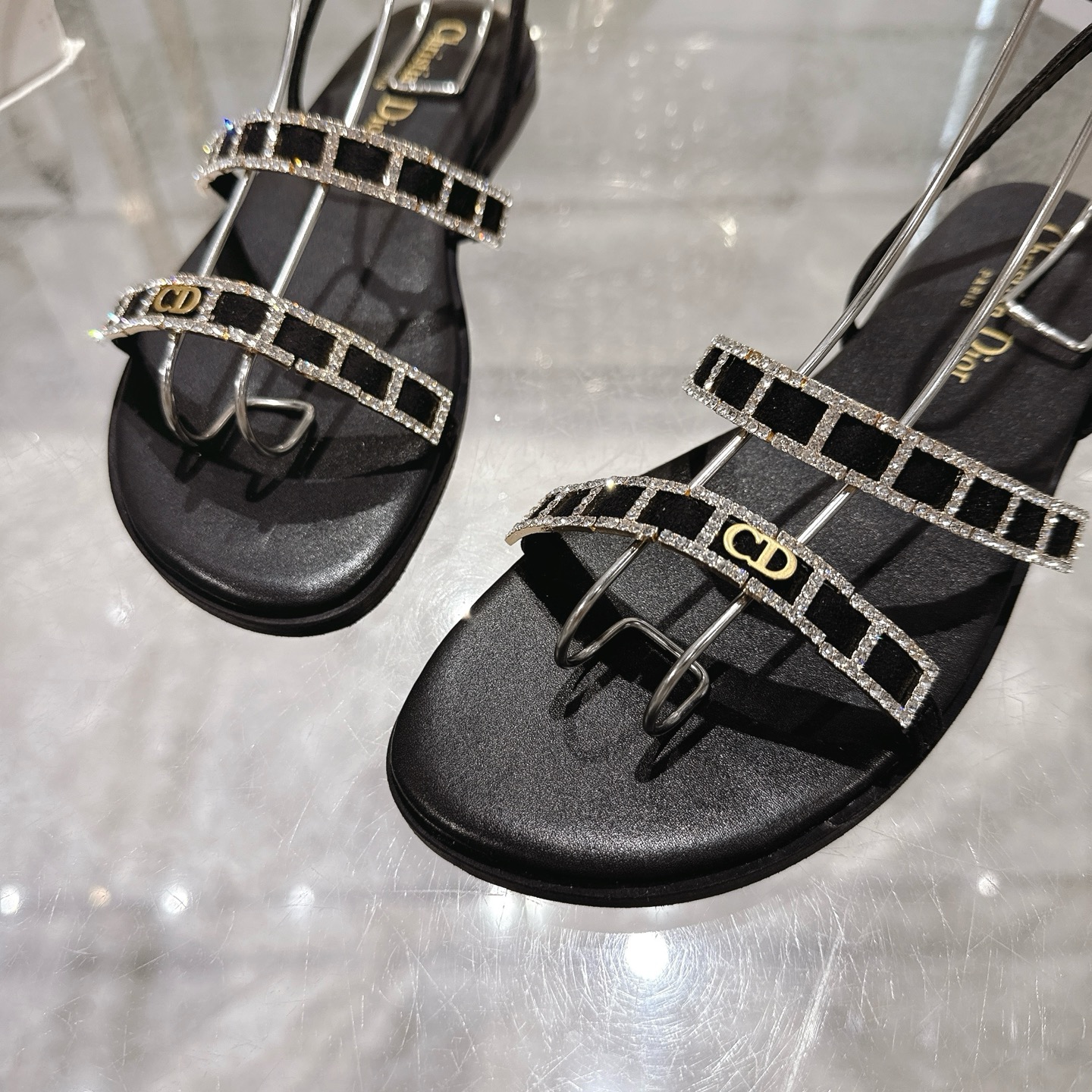 Dior 25SS Diamante Strap Flat Sandals - Summer Style, Comfortable Fit 8 i1746270127258 8226 0 6