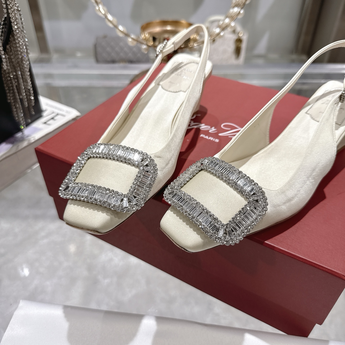Roger Vivier Bell Vivier Silk Slingback Heels with Crystal Buckle 9 i1746702117373 8024 0 7