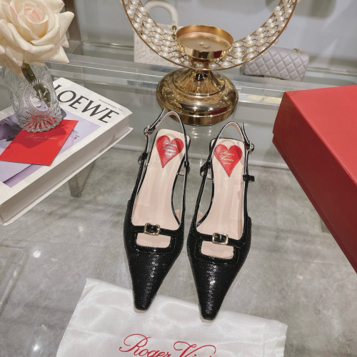 Roger Vivier Women's Slingback Heels in Black Patent Leather