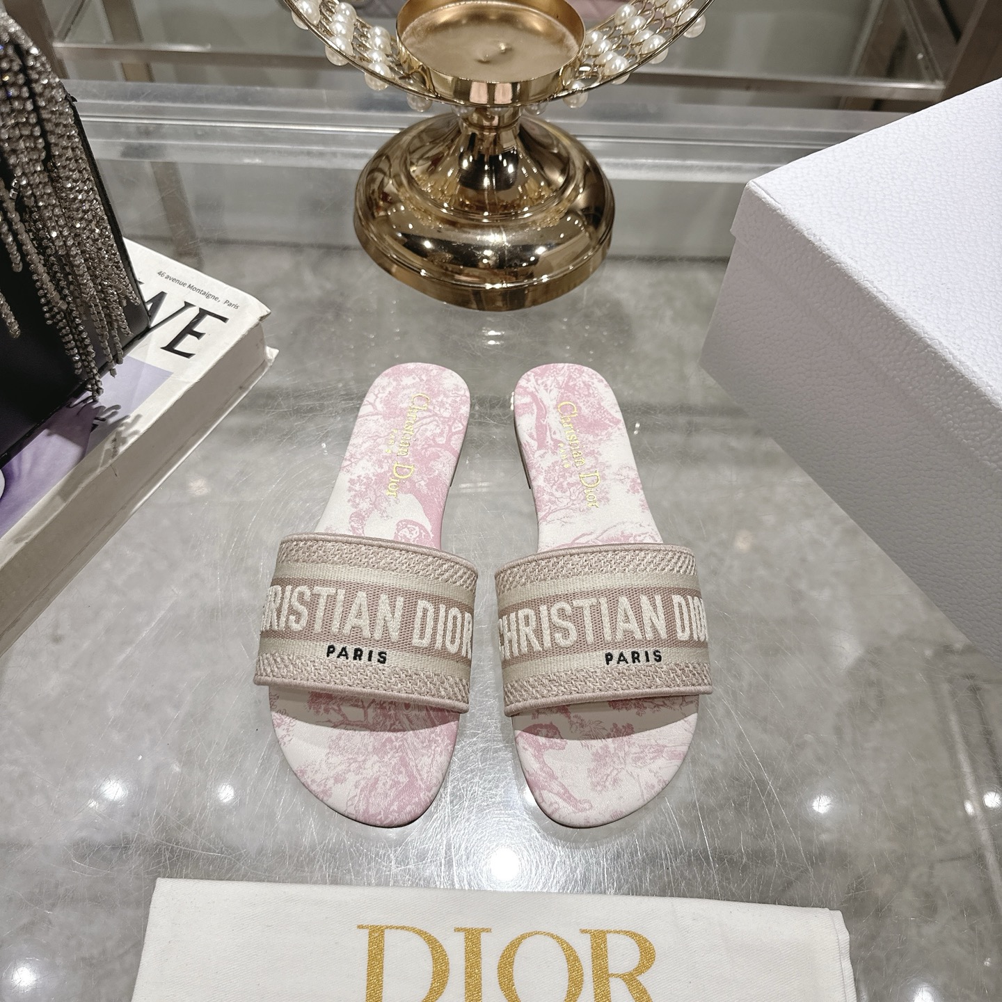 Dior Spring/Summer 2025 Slides with CD Logo and Floral Pattern