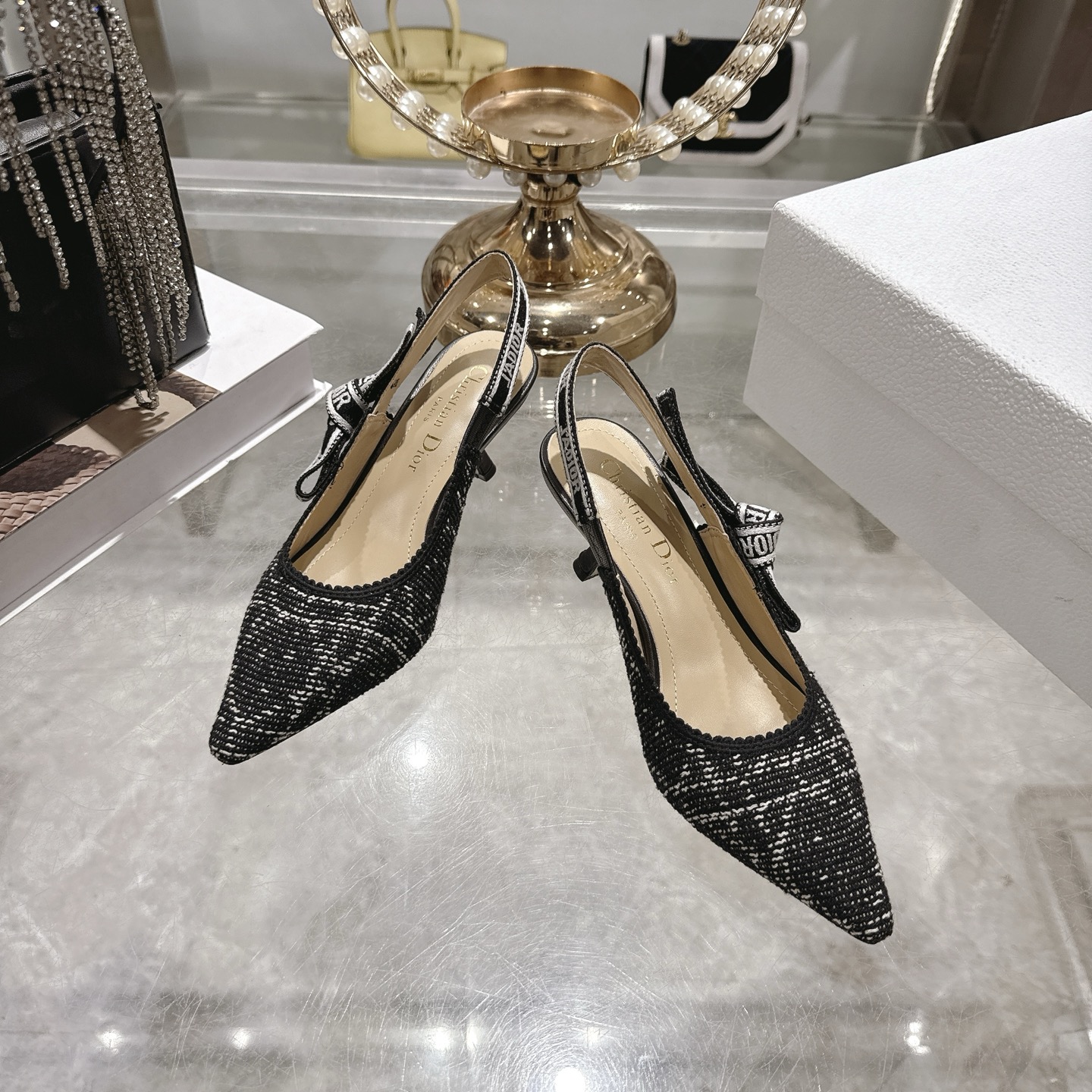 _dED9s5IGAUkqi7-FOTusVMwGO1xnFCkDyGPnZ8g