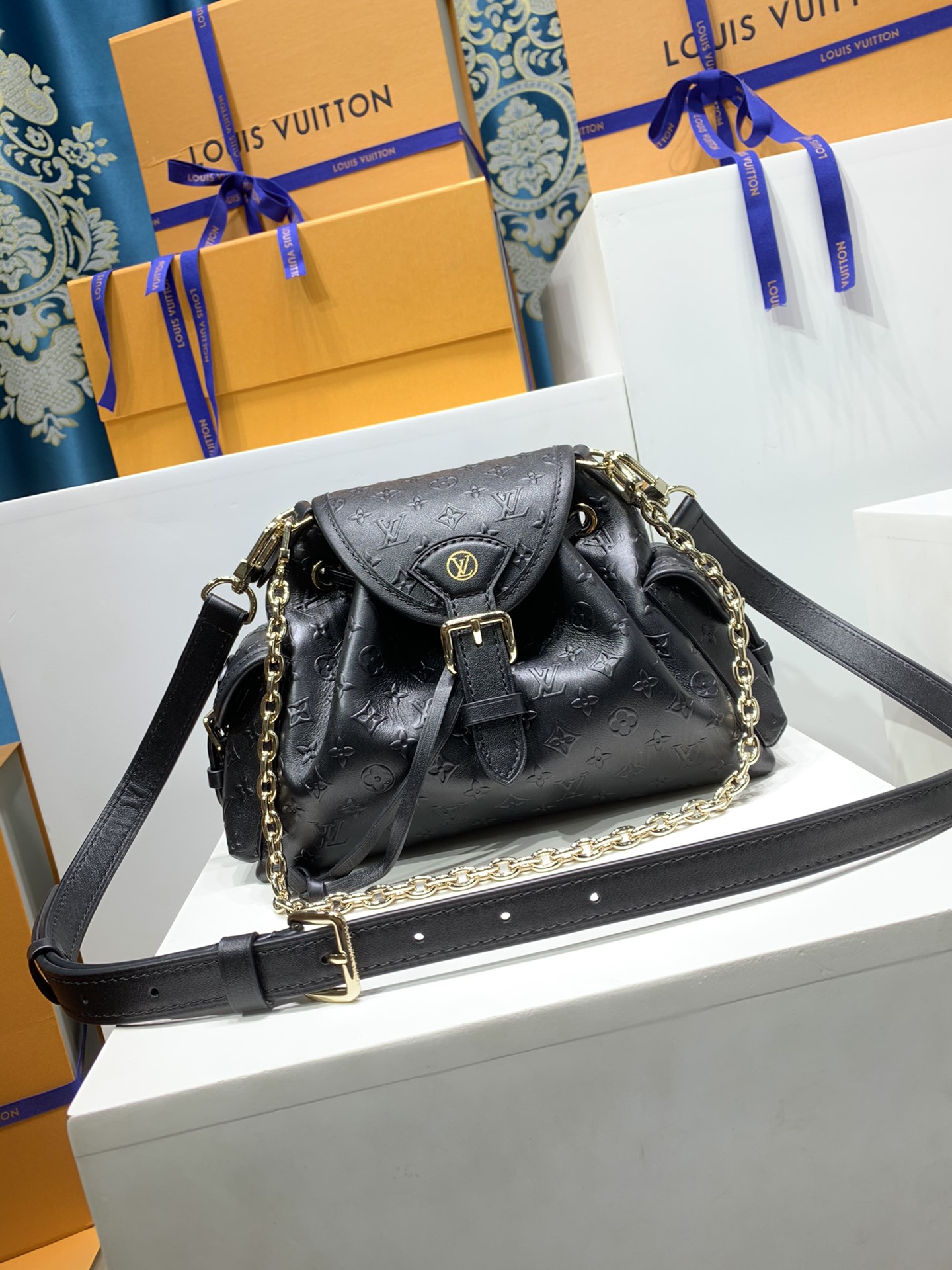 Louis Vuitton Odyssée Monogram Bold Leren Handtas met Ketting - Zwart