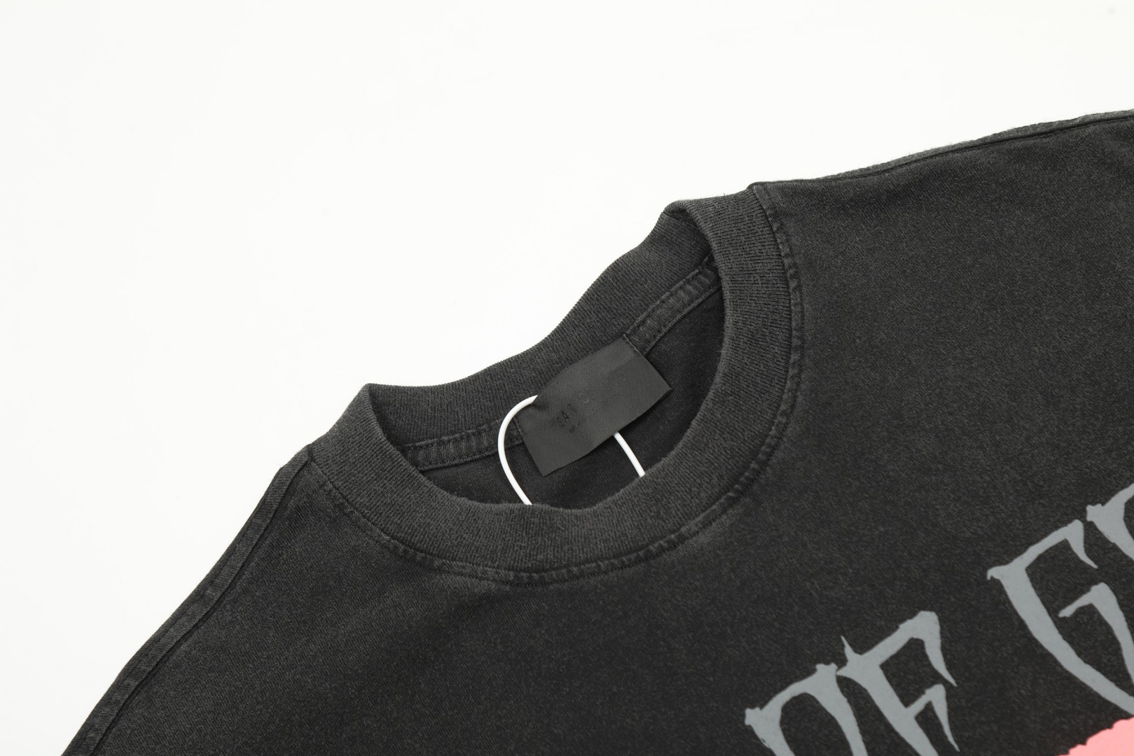 Fear of God Vintage Divine Graphic Print Short Sleeve T-Shirt - Washed Black 5 o 1ij5d1nphvsb2841ek15fq1dkg0