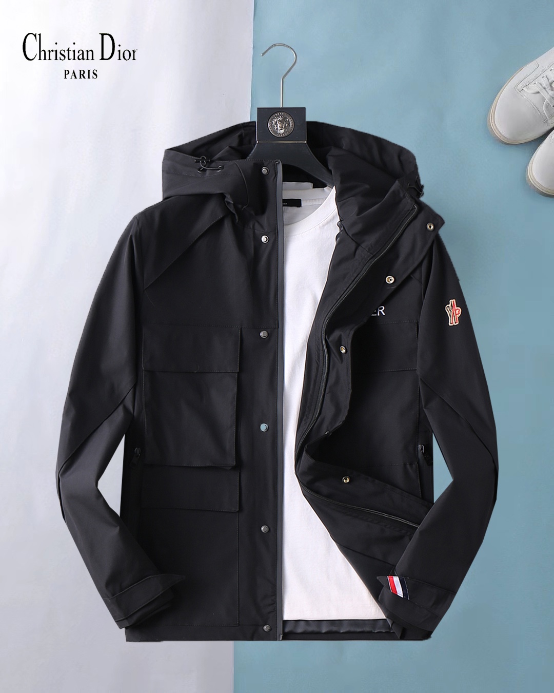 NO:735846,Same style as Mengkou official website, on sale in advance!  2026 spring new men's jacket, high-end version with original order and three standards!  With hidden hood, custom-made fabrics at the counter, highly breathable and comfortable, impeccable details, brand element design concept, reflecting high quality. It feels delicate and soft!  It presents a casual cut and the upper body shape is awesome!  Size M～3XL, maximum wearing capacity is 195 catties.,,Moncler,jackets & coats,jackets & coats,hats,19860909蒙口官网同款,提前发售！2026春季新款男士夹克外套,原单三标齐全高端版本！带隐藏帽,专柜定制面料 透气舒适度高,细节无可挑剔,品牌元素设计理念,体现高品质.手感细腻柔软！呈现休闲裁剪,上身版型超赞！码数M～3XL,最大穿195斤.,,Moncler,jackets & coats,jackets & coats,hats,,Men's clothing