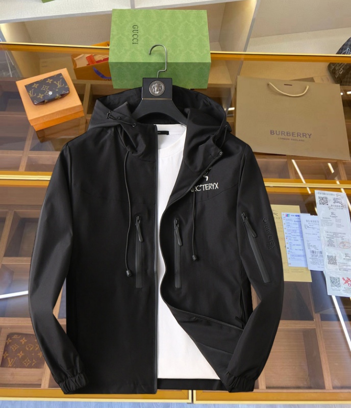 NO:519435,Archaeopteryx 2025 spring new jacket jacket, the new product on the show is perfect, comfortable and warm, the three standards are complete in color and full and attractive, and the very outstanding design easily advances the sense of fashion, the workmanship is extremely exquisite and rigorous, and the wiring is neat and meticulous!  A masterpiece of a big-name designer!  The upper body doesn't look bloated and super handsome!  Spot code M ~ XXXL,arc'teryx,jackets & coats,jackets & coats,alexander wang19860909始祖鸟 2025春季新款夹克外套,秀场新品品相非常完美,舒适保暖,三标齐全色泽饱满诱人,非常出彩的设计,轻松将时髦感进阶,做工极为考究严谨,走线工整细致！大牌设计师巨作！上身不显臃肿、超级帅气！现货码数M ～ XXXL,arc'teryx,jackets & coats,jackets & coats,alexander wang,Men's clothing