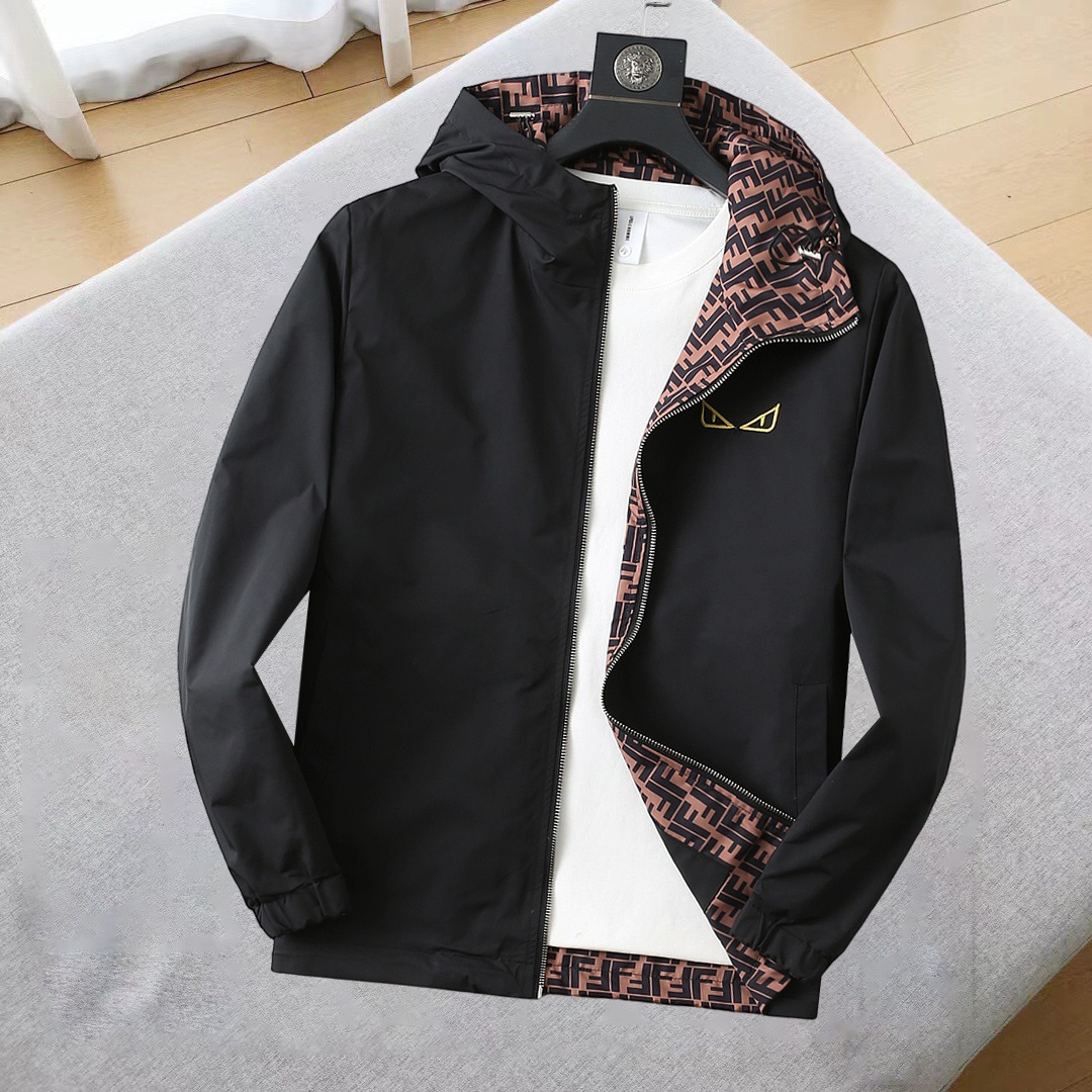 NO:685232,Fendi's new 2025 autumn jacket, the new product on the show is in perfect condition, the memory fabric is comfortable and warm, and the three colors are complete and the color is full and attractive. The very outstanding design can easily enhance the fashion sense. The workmanship is extremely sophisticated and rigorous, and the wiring is neat and meticulous!  A masterpiece from a famous designer!  The upper body does not look bloated and is super handsome!  The current sizes are M ~  ,,fendi,jackets & coats,jackets & coats,19860909芬迪2025秋季新款夹克外套,秀场新品品相非常完美,记忆面料舒适保暖,三标齐全色泽饱满诱人,非常出彩的设计,轻松将时髦感进阶,做工极为考究严谨,走线工整细致！大牌设计师巨作！上身不显臃肿、超级帅气！现货码数M ～ XXXL最大穿200斤左右,下单报身高体重！,,fendi,jackets & coats,jackets & coats,,Men's clothing