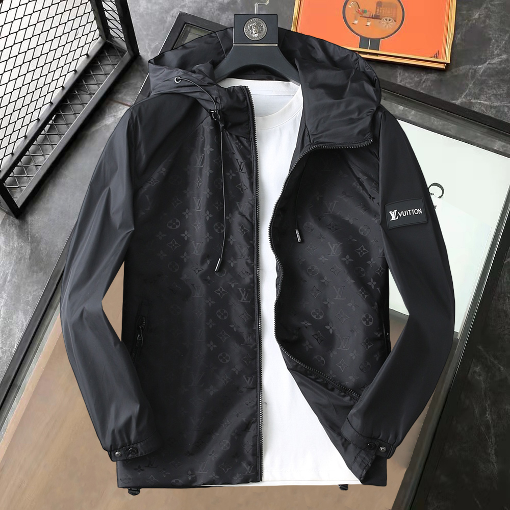 NO:610056,LV 2025 autumn new men's jacket, original three-standard complete high-end version!  Custom-made fabrics at the counter are highly breathable and comfortable, with impeccable details, brand element design concepts, and professional purchase-level reflection of high quality. It feels delicate and soft!  It presents a casual cut and the upper body shape is awesome!  Size M～XXXL,,louis vuitton,jackets & coats,jackets & coats,alexander wang19860909Lv 2025秋季新款男士夹克外套,原单三标齐全高端版本！专柜定制面料 透气舒适度高,细节无可挑剔,品牌元素设计理念,专业代购级体现高品质.手感细腻柔软！呈现休闲裁剪,上身版型超赞！码数M～XXXL,,louis vuitton,jackets & coats,jackets & coats,alexander wang,Men's clothing