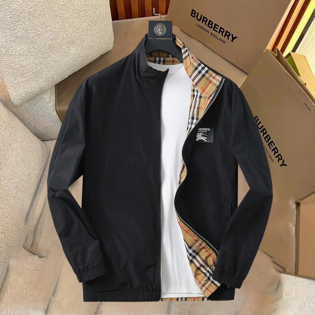 NO:520693,Burberry's new spring 2025 fashion casual jacket, imported original technology fabric, comfortable and breathable upper body, versatile and not picky, a must-have for successful men in fashion urban areas!  The exquisite craftsmanship logo on the chest, unique design, European fashion style, and fine craftsmanship, highlighting the personality of young people. The original hardware and accessories are of extremely high grade and are very handsome in the upper body!  M-3XL orders to report height and weight!  ,burberry,jackets & coats,jackets & coats,alexander wang19860909巴宝莉 2025春季新品时尚休闲夹克外套,进口原版科技面料,上身舒适透气,百搭不挑人,时尚都市成功男人必备！胸前精致工艺logo,独特设计欧洲时尚风格,精细工艺,彰显了年轻人的个性,原版五金辅料,档次极高,上身帅气十足！M-3XL下单报身高体重！,,burberry,jackets & coats,jackets & coats,alexander wang,Men's clothing