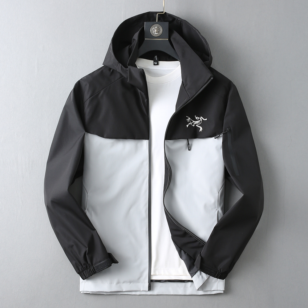 NO:520633,Archaeopteryx 2025 spring new jacket jacket, the new product on the show is perfect, comfortable and warm, the three standards are complete in color and full and attractive, and the very outstanding design easily advances the sense of fashion, the workmanship is extremely exquisite and rigorous, and the wiring is neat and meticulous!  A masterpiece of a big-name designer!  The upper body doesn't look bloated and super handsome!  Spot code M ~ XXXL,arc'teryx,jackets & coats,jackets & coats,alexander wang19860909始祖鸟 2025春季新款夹克外套,秀场新品品相非常完美,舒适保暖,三标齐全色泽饱满诱人,非常出彩的设计,轻松将时髦感进阶,做工极为考究严谨,走线工整细致！大牌设计师巨作！上身不显臃肿、超级帅气！现货码数M ～ XXXL,arc'teryx,jackets & coats,jackets & coats,alexander wang,Men's clothing