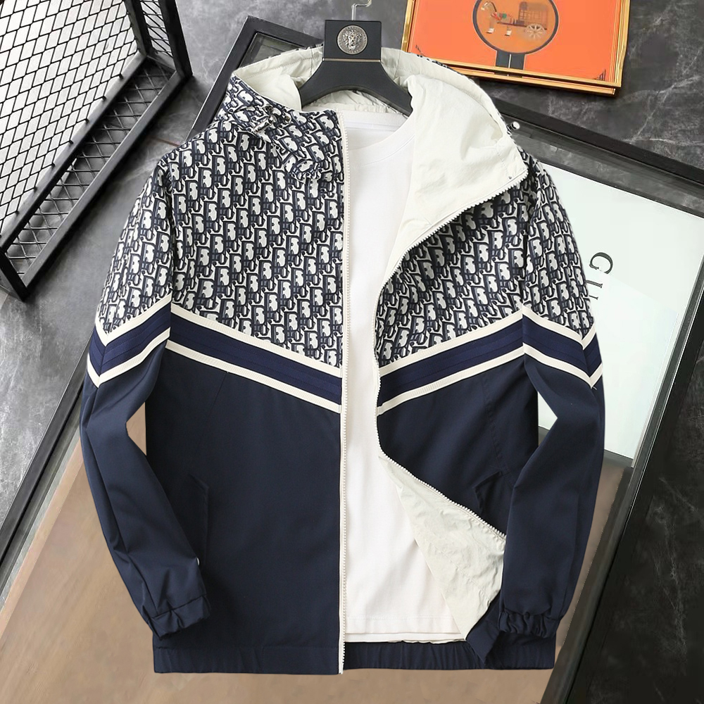 NO:610072,Dior's 2025 new autumn jacket, the new product on the show is in perfect condition, comfortable and warm, complete with three labels, full and attractive colors, very outstanding design, easily upgrades the fashion sense, extremely elegant and rigorous workmanship, neat and meticulous wiring!  A masterpiece from a famous designer!  The upper body does not look bloated and is super handsome!  Available sizes M ~ XXXL,,dior,jackets & coats,jackets & coats,alexander wang19860909迪奥 2025秋季新款夹克外套,秀场新品品相非常完美,舒适保暖,三标齐全色泽饱满诱人,非常出彩的设计,轻松将时髦感进阶,做工极为考究严谨,走线工整细致！大牌设计师巨作！上身不显臃肿、超级帅气！现货码数M ～ XXXL,,dior,jackets & coats,jackets & coats,alexander wang,Men's clothing