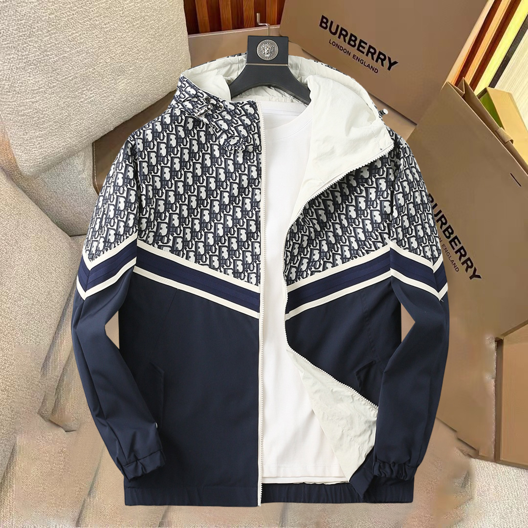 NO:520708,Dior 2025 spring new jacket jacket, the new product on the show is perfect, comfortable and warm when worn on both sides, three-standard full colors and attractive, and the very outstanding design easily advances the sense of fashion, the workmanship is extremely exquisite and rigorous, and the wiring is neat and meticulous!  A masterpiece of a big-name designer!  The upper body doesn't look bloated and super handsome!  Spot code M ~ XXXL,,dior,jackets & coats,jackets & coats,alexander wang19860909迪奥 2025春季新款夹克外套,秀场新品品相非常完美,双面穿舒适保暖,三标齐全色泽饱满诱人,非常出彩的设计,轻松将时髦感进阶,做工极为考究严谨,走线工整细致！大牌设计师巨作！上身不显臃肿、超级帅气！现货码数M ～ XXXL,,dior,jackets & coats,jackets & coats,alexander wang,Men's clothing