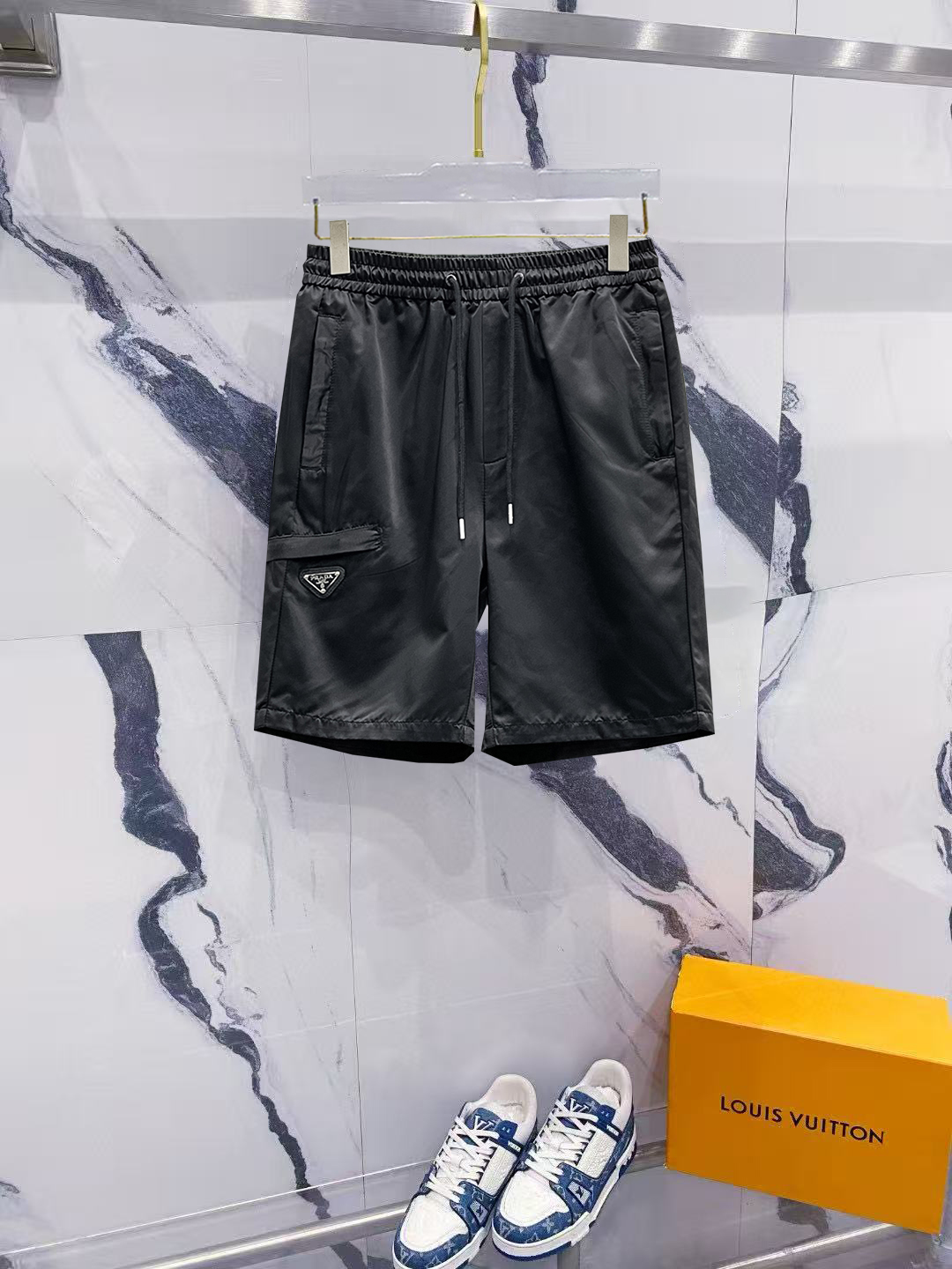 Prada 2025SS Luxury Black Casual Shorts with Logo, Summer Collection 2 i1746368089523 5003 0 11