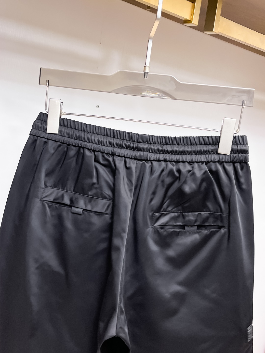 Prada 2025SS Luxury Black Casual Shorts with Logo, Summer Collection 12 o 1iqdqkb1e1al0och3131hn41d3na
