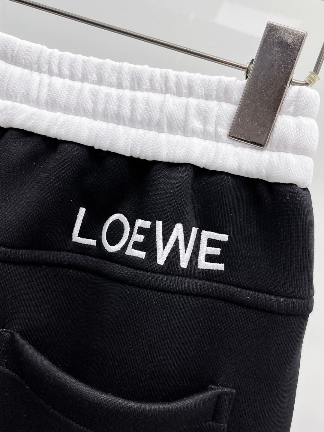 Loewe 2025SS Men's Casual Shorts with Signature Logo Details 7 o 1irfc32aq12vp8n9pcs5jb13dm8