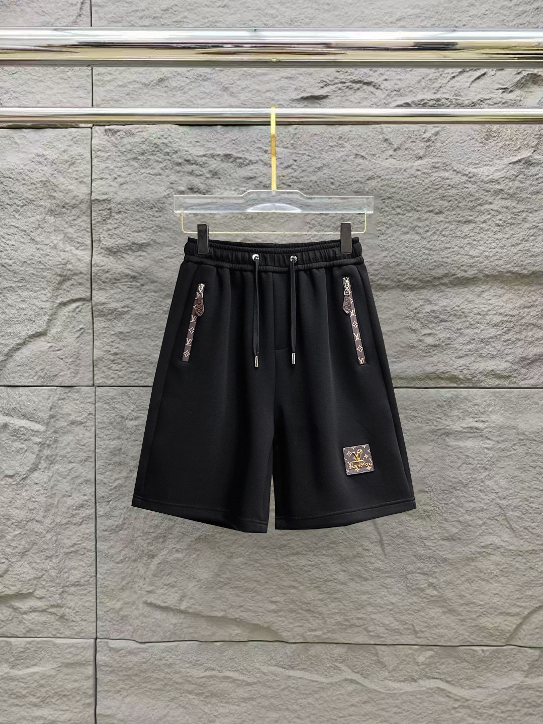 Louis Vuitton Men's Black Summer 2025 Casual Shorts with Logo Accent