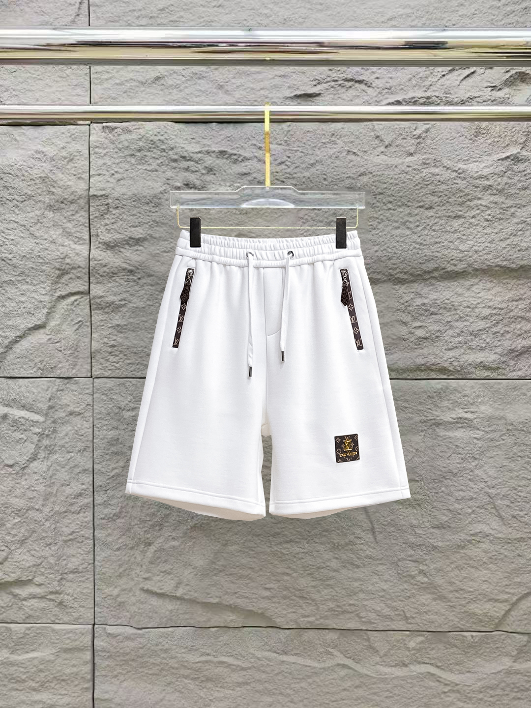 Louis Vuitton Witte Katoenen Shorts met Logo voor Heren - Zomer 2025 Collectie