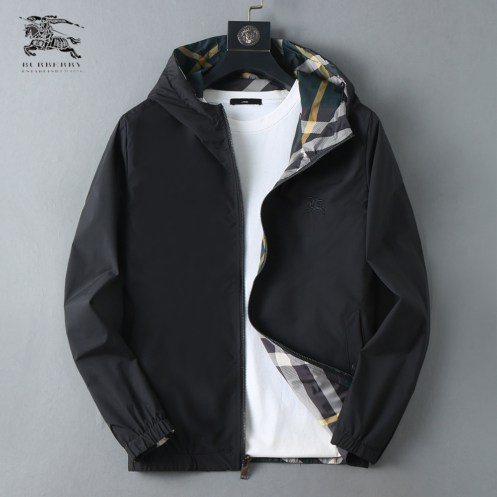 NO:647308,Same style as Burberry official website, on sale in advance!  2025ss spring new men's jacket, original three-standard high-end version!  With hidden hood, custom-made fabrics at the counter, highly breathable and comfortable, impeccable details, brand element design concept, reflecting high quality. It feels delicate and soft!  It presents a casual cut and the upper body shape is awesome!  Size M～3XL, maximum wear is 195kg.,,burberry,jackets & coats,jackets & coats,hats,alexander wang19860909巴宝莉 官网同款,提前发售！2025ss开春新款男士夹克外套,原单三标齐全高端版本！带隐藏帽,专柜定制面料 透气舒适度高,细节无可挑剔,品牌元素设计理念,体现高品质.手感细腻柔软！呈现休闲裁剪,上身版型超赞！码数M～3XL,最大穿195斤.,,burberry,jackets & coats,jackets & coats,hats,alexander wang,Men's clothing