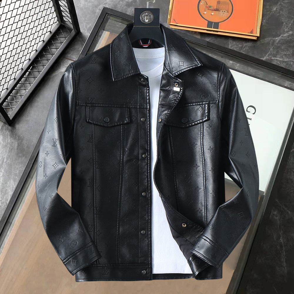 NO:610098,LV 2025 autumn new jacket, the new product on the show is in perfect condition, comfortable and warm, complete with three labels, full and attractive color, very outstanding design, easily upgrades the fashion sense, extremely sophisticated workmanship, neat and meticulous wiring!  A masterpiece from a famous designer!  The upper body does not look bloated and is super handsome!  Available sizes M ~ XXXL,,louis vuitton,jackets & coats,jackets & coats,alexander wang19860909Lv 2025秋季新款夹克外套,秀场新品品相非常完美,舒适保暖,三标齐全色泽饱满诱人,非常出彩的设计,轻松将时髦感进阶,做工极为考究严谨,走线工整细致！大牌设计师巨作！上身不显臃肿、超级帅气！现货码数M ～ XXXL,,louis vuitton,jackets & coats,jackets & coats,alexander wang,Men's clothing