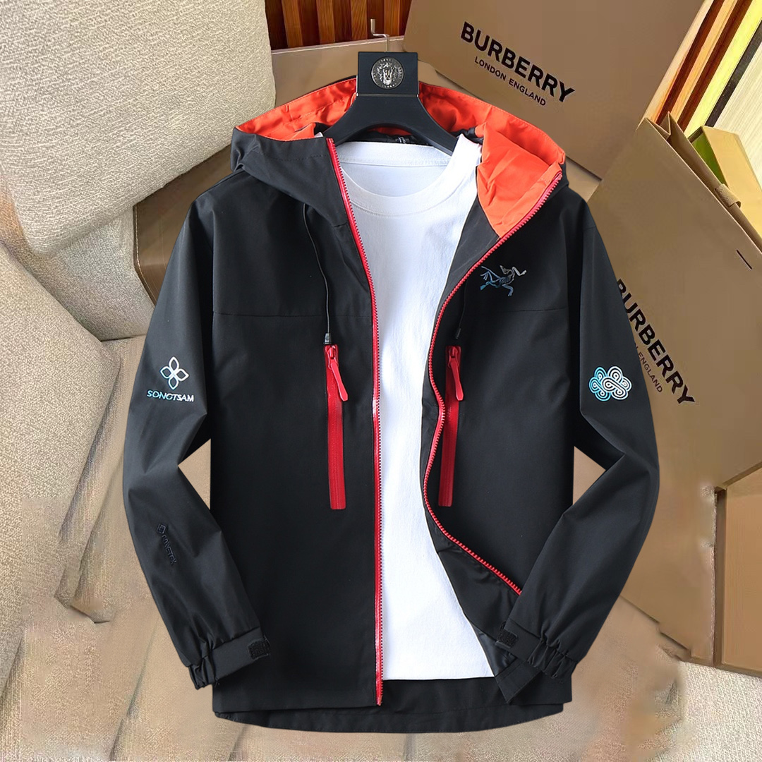 NO:731137,Support replacement after the year!  Arc'teryx 2025 new autumn jacket, the new product on the show is in perfect condition, comfortable and warm, complete with three colors, full and attractive color, very outstanding design, easily upgrades the fashion sense, extremely elegant and rigorous workmanship, neat and meticulous wiring!  A masterpiece from a famous designer!  The upper body does not look bloated and is super handsome!  Available size M ~ 3XL,arc'teryx,jackets & coats,jackets & coats,19860909支持年后退换！ 始祖鸟 2025秋季新款夹克外套,秀场新品品相非常完美,舒适保暖,三标齐全色泽饱满诱人,非常出彩的设计,轻松将时髦感进阶,做工极为考究严谨,走线工整细致！大牌设计师巨作！上身不显臃肿、超级帅气！现货码数M ～ 3XL,arc'teryx,jackets & coats,jackets & coats,,Men's clothing