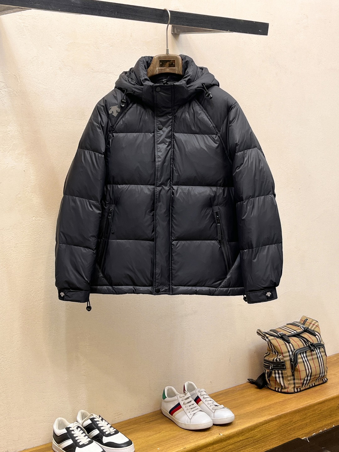 _dij9sxE_DDo8ZAf0xwrNMA-dwAPd4a93gvlpIpg