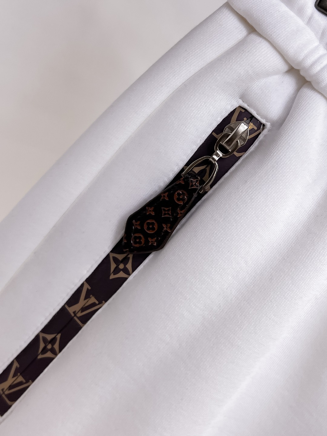 路易威登 Louis Vuitton 高级成衣风衣外套及大衣服饰 #E0AF9630 9