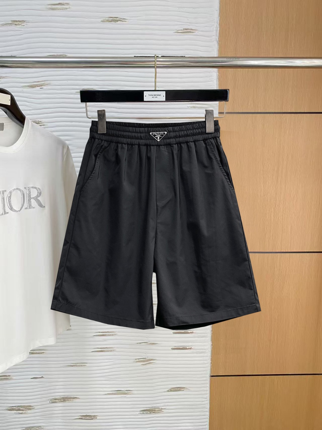 Prada 普拉达 2026ss春夏新款 休闲短裤