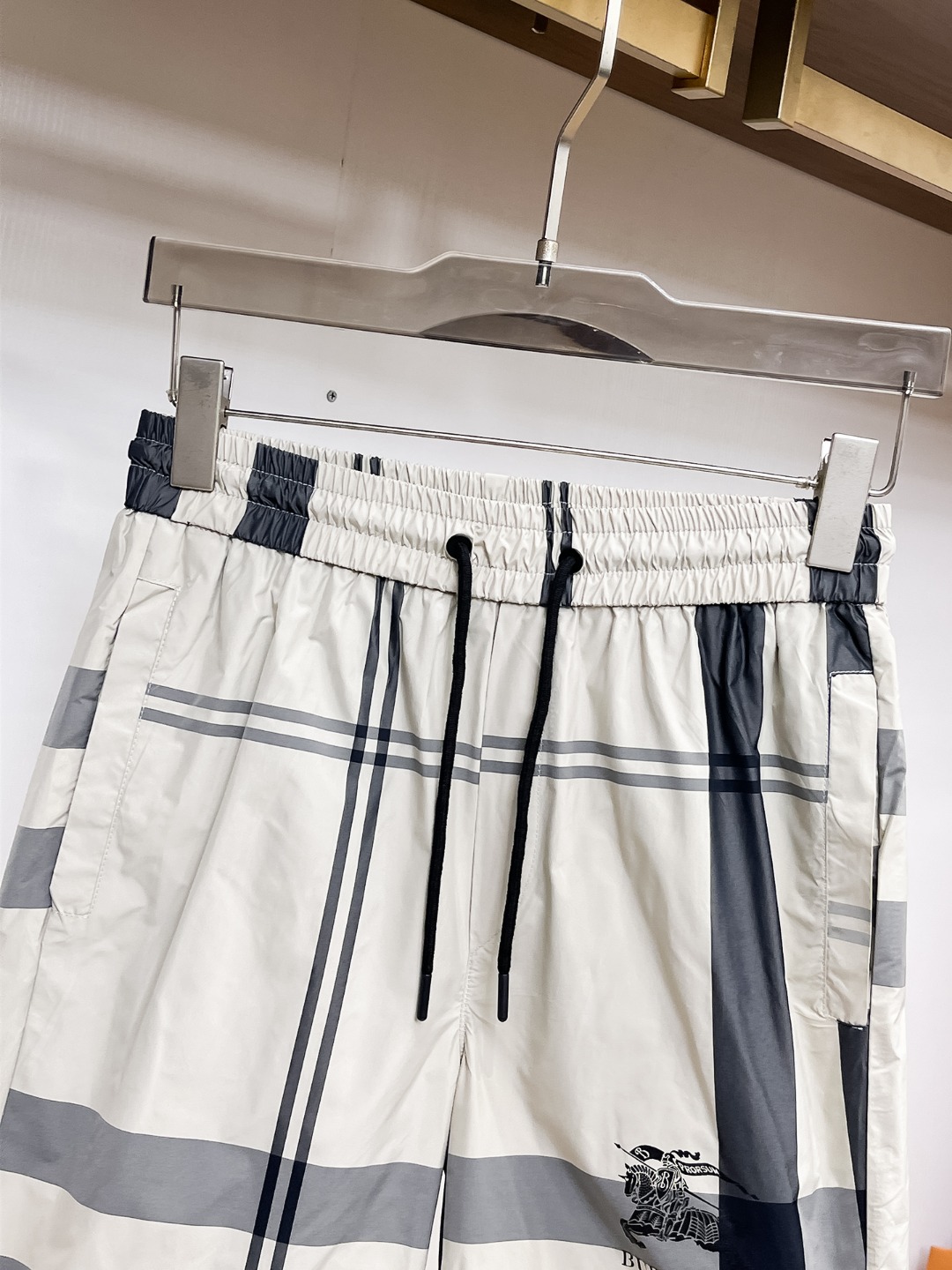 Burberry 巴宝莉 2026ss春夏新款 休闲短裤