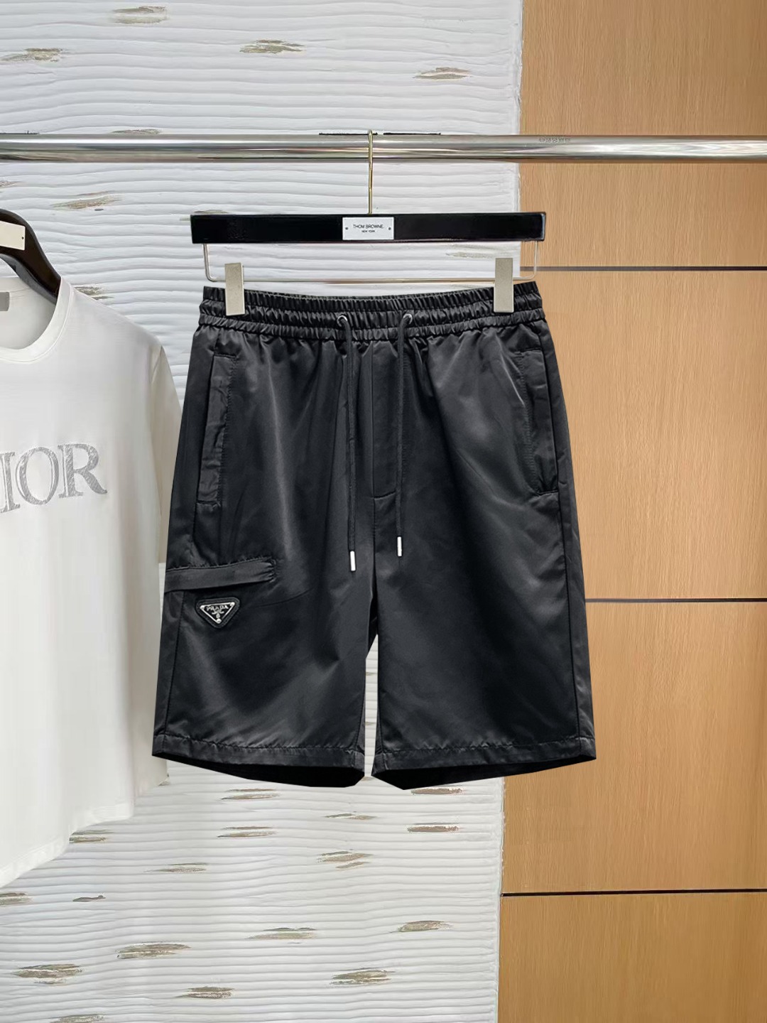 Prada 普拉达 2026ss春夏新款 休闲短裤