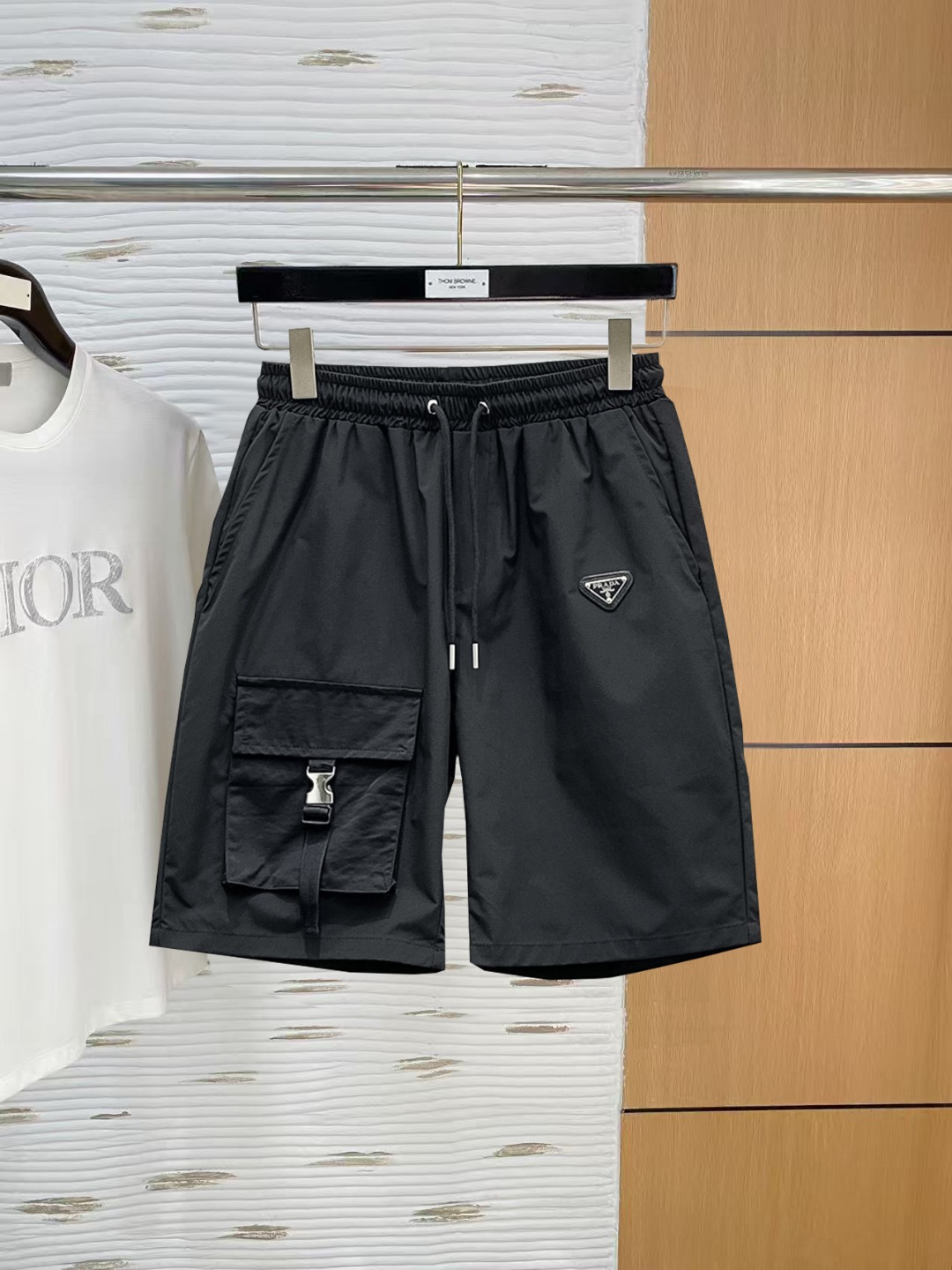Prada 普拉达 2026ss春夏新款 休闲短裤