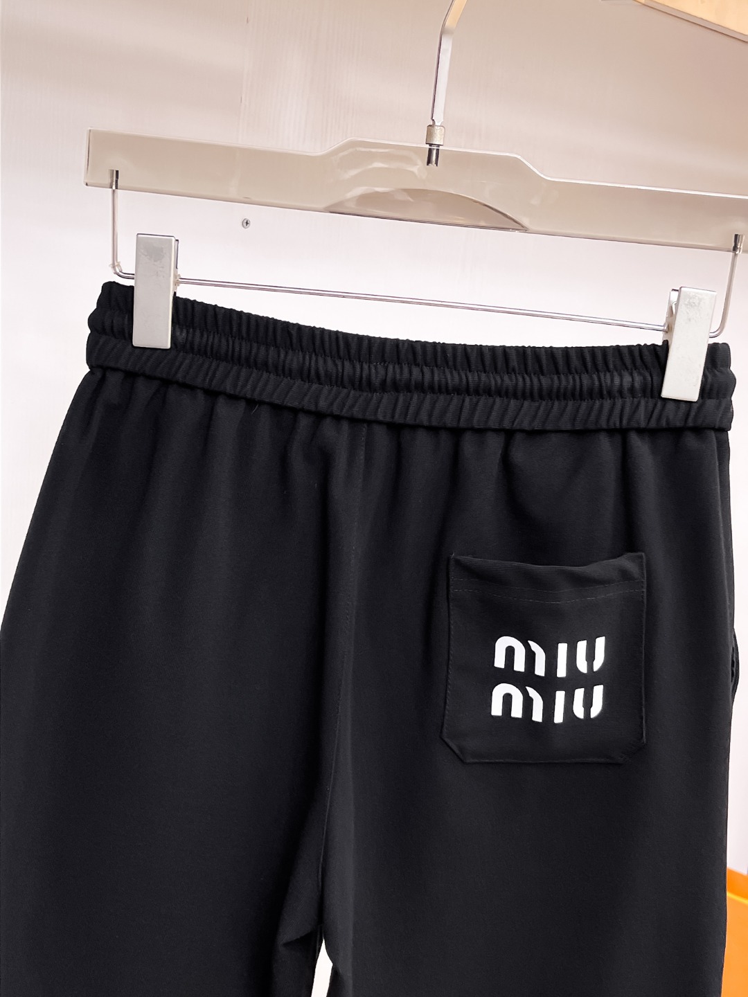 Miu Miu miumiu 2026ss春夏新款 休闲短裤