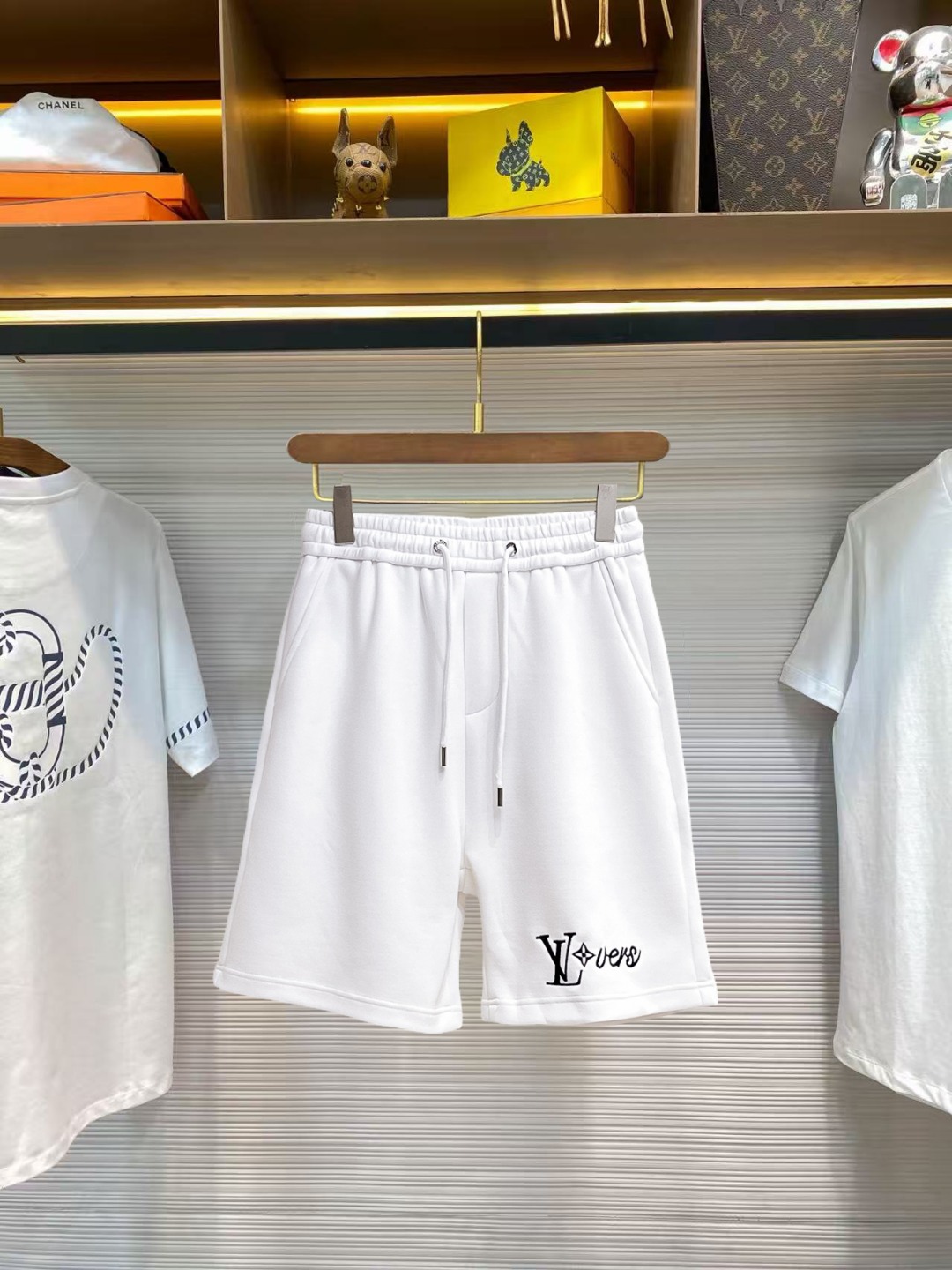 Louis Vuitton LV 三标齐全 2026夏季新款男士休闲短裤 高级定制面料透气面料 透气弹力舒适度极高