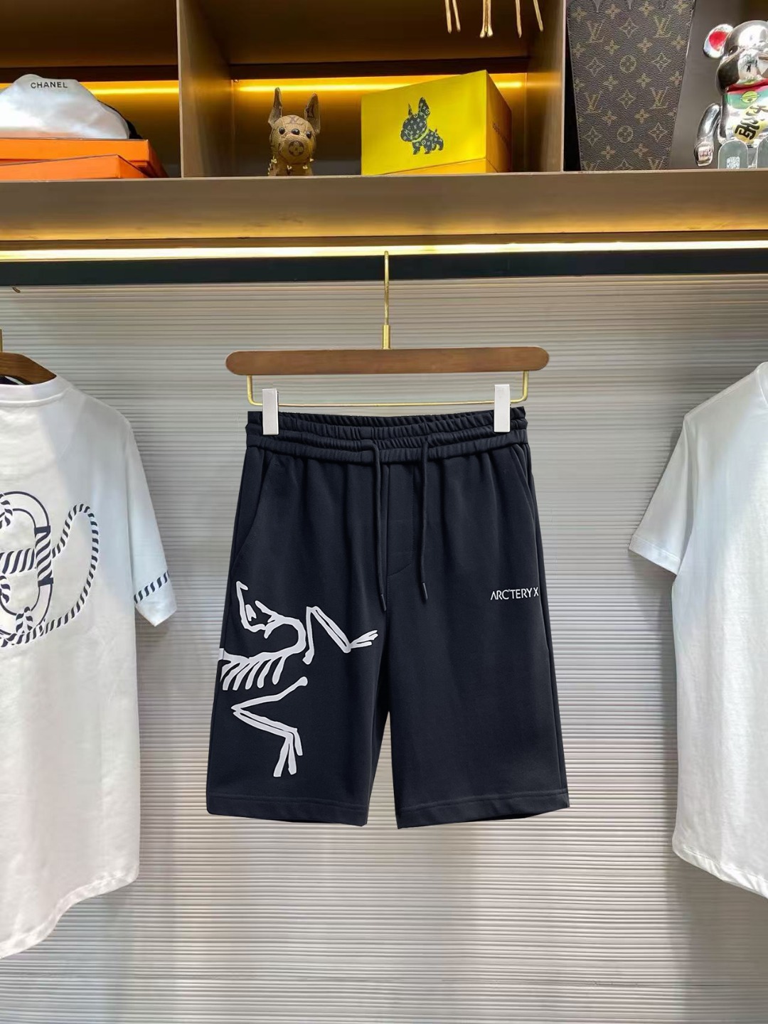 Arc'teryx 始祖鸟 三标齐全 2026夏季新款男士休闲短裤 高级定制面料透气面料 透气弹力舒适度极高