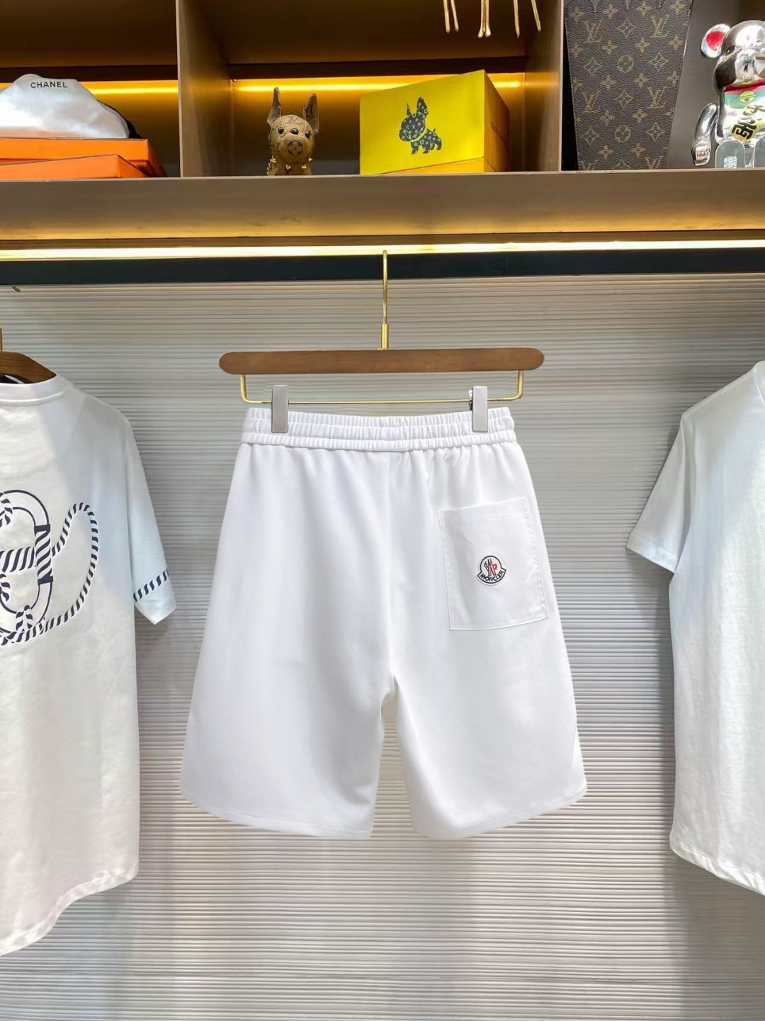 Moncler 蒙口 三标齐全 2026夏季新款男士休闲短裤 高级定制面料透气面料 透气弹力舒适度极高