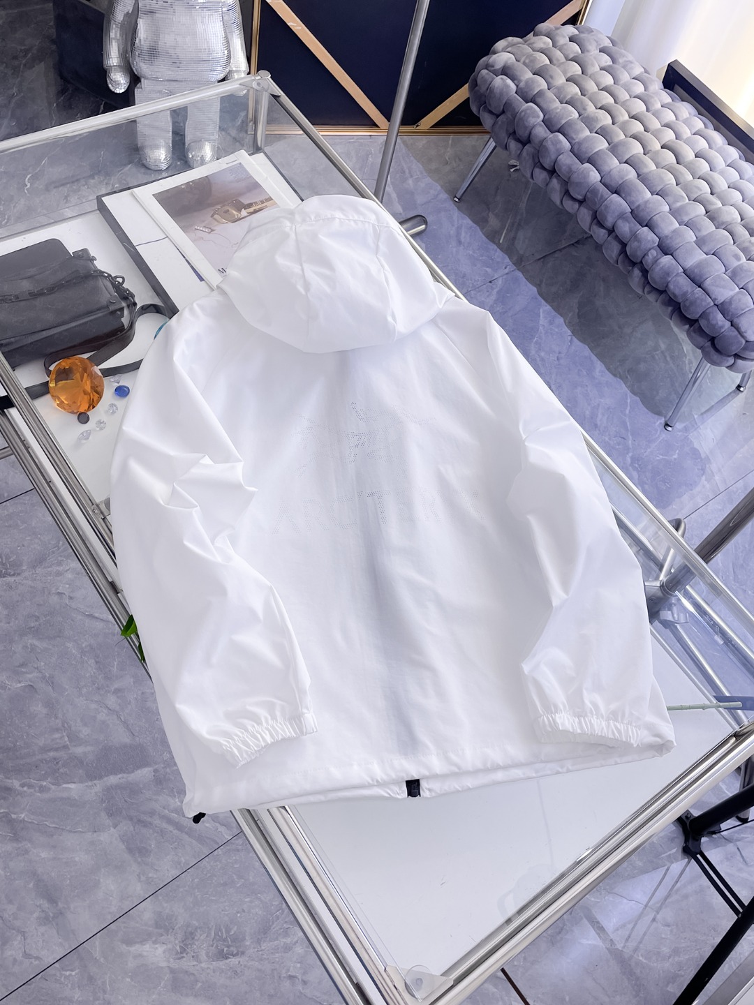 Arc'teryx 始祖鸟 2026夏季防晒衣夏季旅游出行 海外 同步 轻薄高品质面料奢华高级定制 任何人都可以轻松驾驭