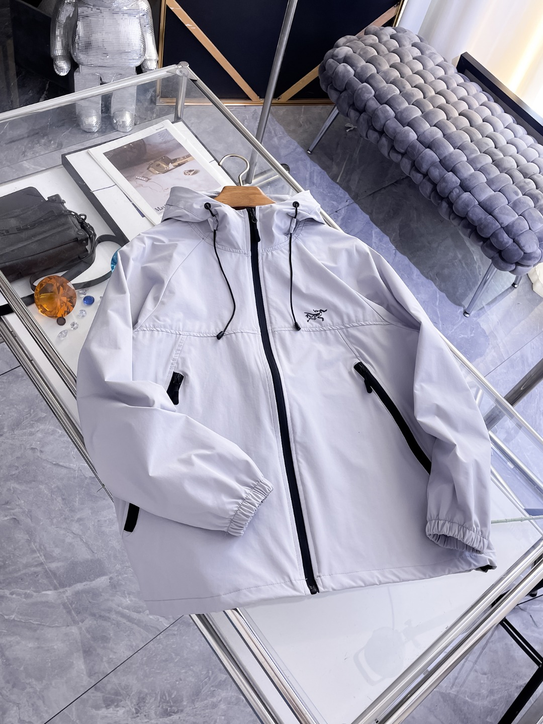 Arc'teryx 始祖鸟 2026夏季防晒衣夏季旅游出行 海外 同步 轻薄高品质面料奢华高级定制 任何人都可以轻松驾驭