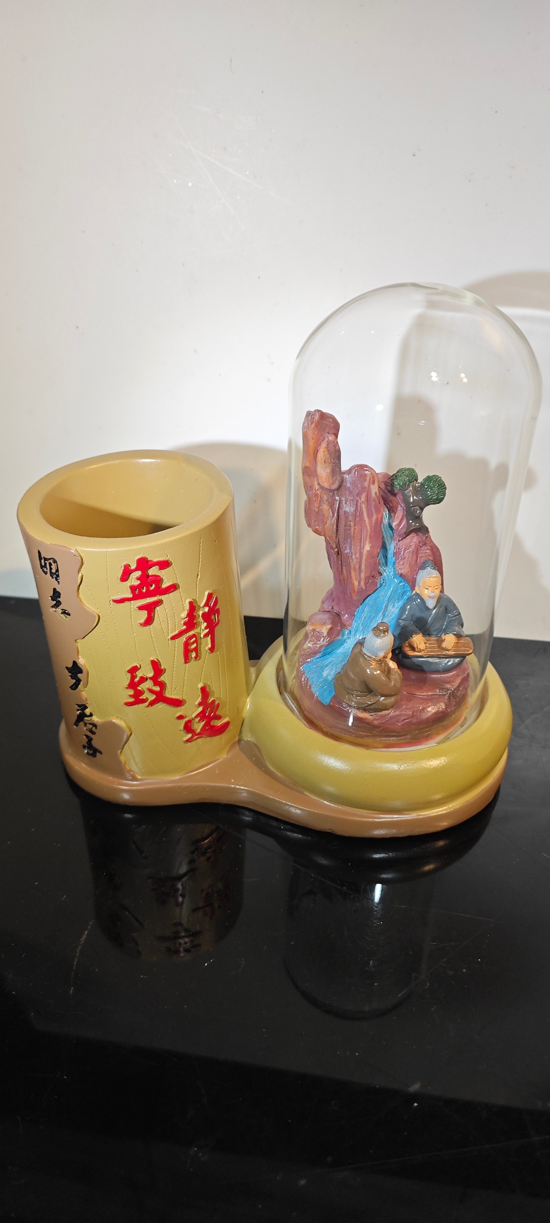 1. 国风文脉寓意，致敬师者初心