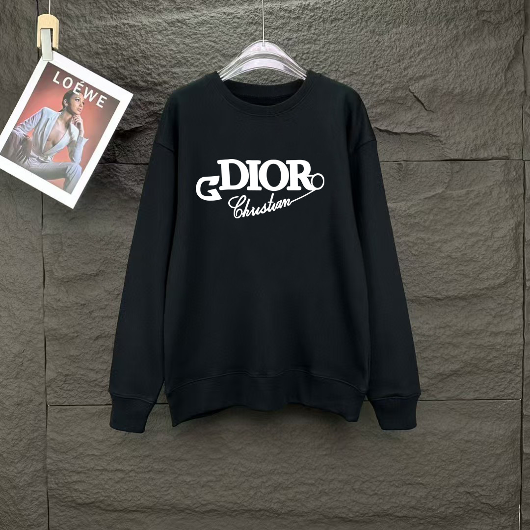 NO:128458,Dior Spring European counter new style top-quality original single fashion casual long-sleeved T-shirt sweatshirt. 25ss spring fashion internet celebrity fashion trendy customization, selected imported high-density cotton fabrics, exquisite original logo creation, excellent comfort and breathability, excellent soft, wrinkle resistance and sagging. Whether it is single or inner wear, it is very handsome, which conforms to the practical dressing habits of men, pursues luxury, noble and elegant style, and creates extraordinary men's taste. The best choice for urban fashion men. Size M~XXXL,,dior,hoodie,sweatshirts,tees,t-shirt,alexander wang19860909迪奥 春季欧洲专柜新款 顶级原单时尚休闲长袖T恤卫衣. 25ss春季时尚网红潮人定制,精选进口高密度棉面料,精致原版logo打造,舒适性与透气性兼优,柔软抗皱弹性和垂性极佳,无论是单穿或是内搭都是帅气十足,吻合了男性实用穿衣习惯,追求奢华高贵优雅风范,打造不凡男士品味,都市时尚男尤首选.尺码M~XXXL,,dior,hoodie,sweatshirts,tees，t-shirt,alexander wang,Men's clothing