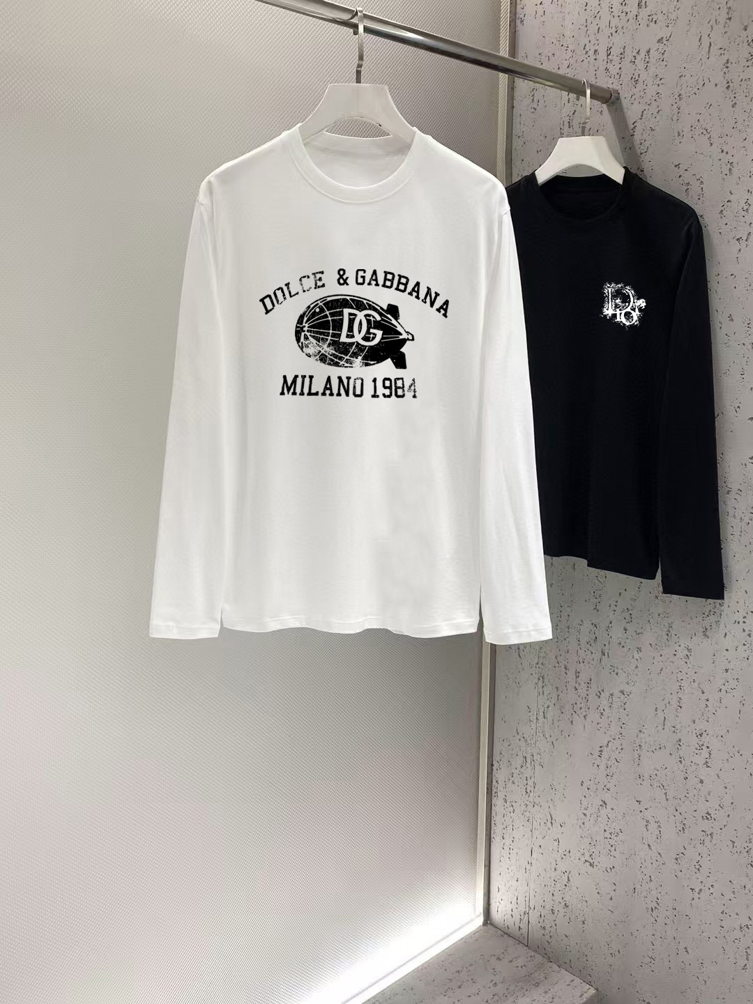 P85 Balenciaga 2026 primavera y verano nueva camiseta de manga larga con fondo informal a la moda estilo mostrador, con…