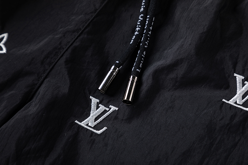 Louis Vuitton LV