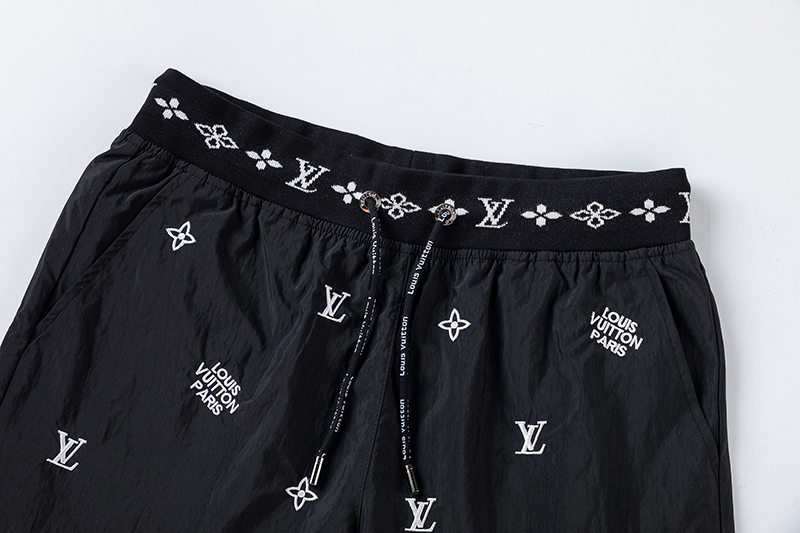 Louis Vuitton LV