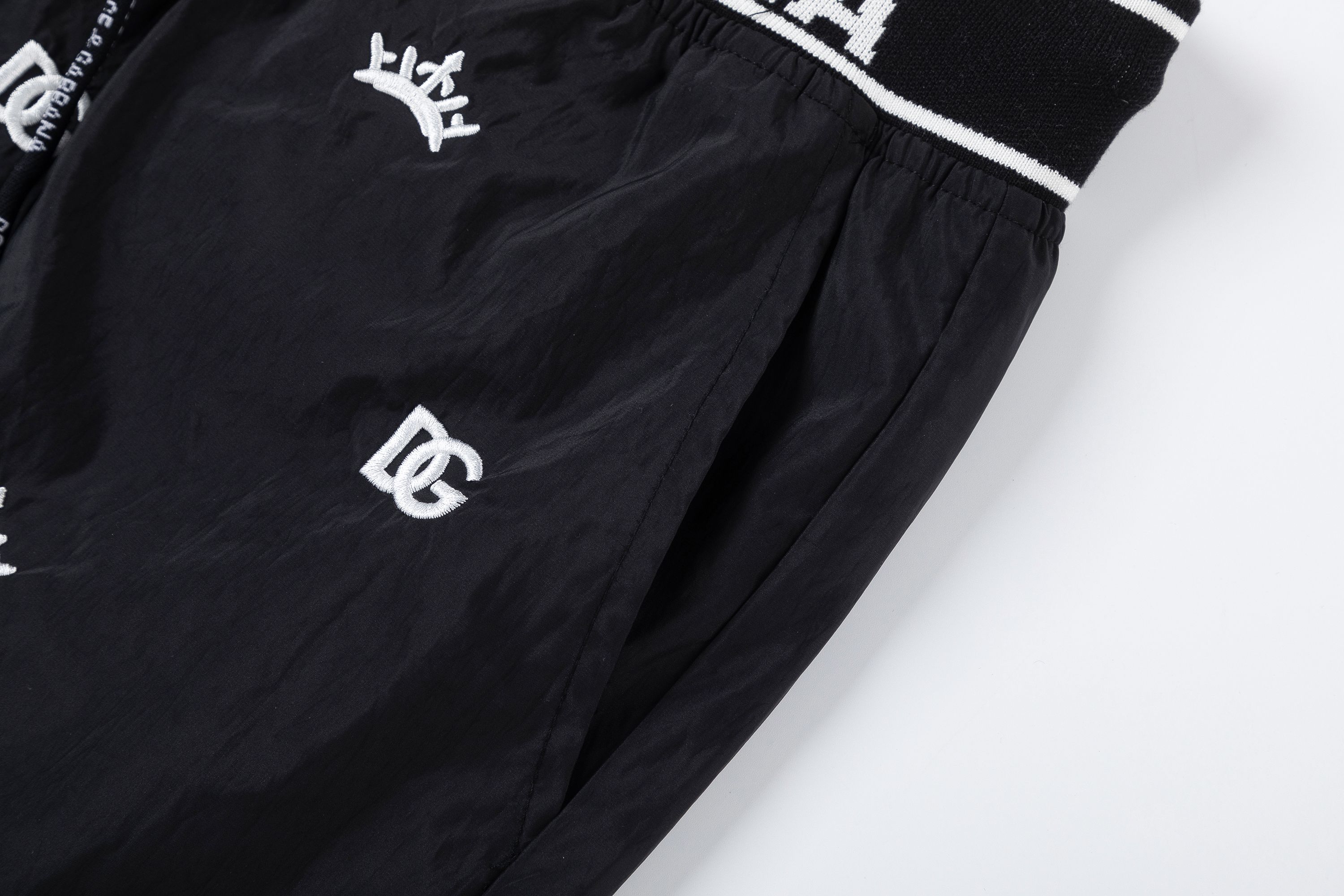 Dolce & Gabbana DG