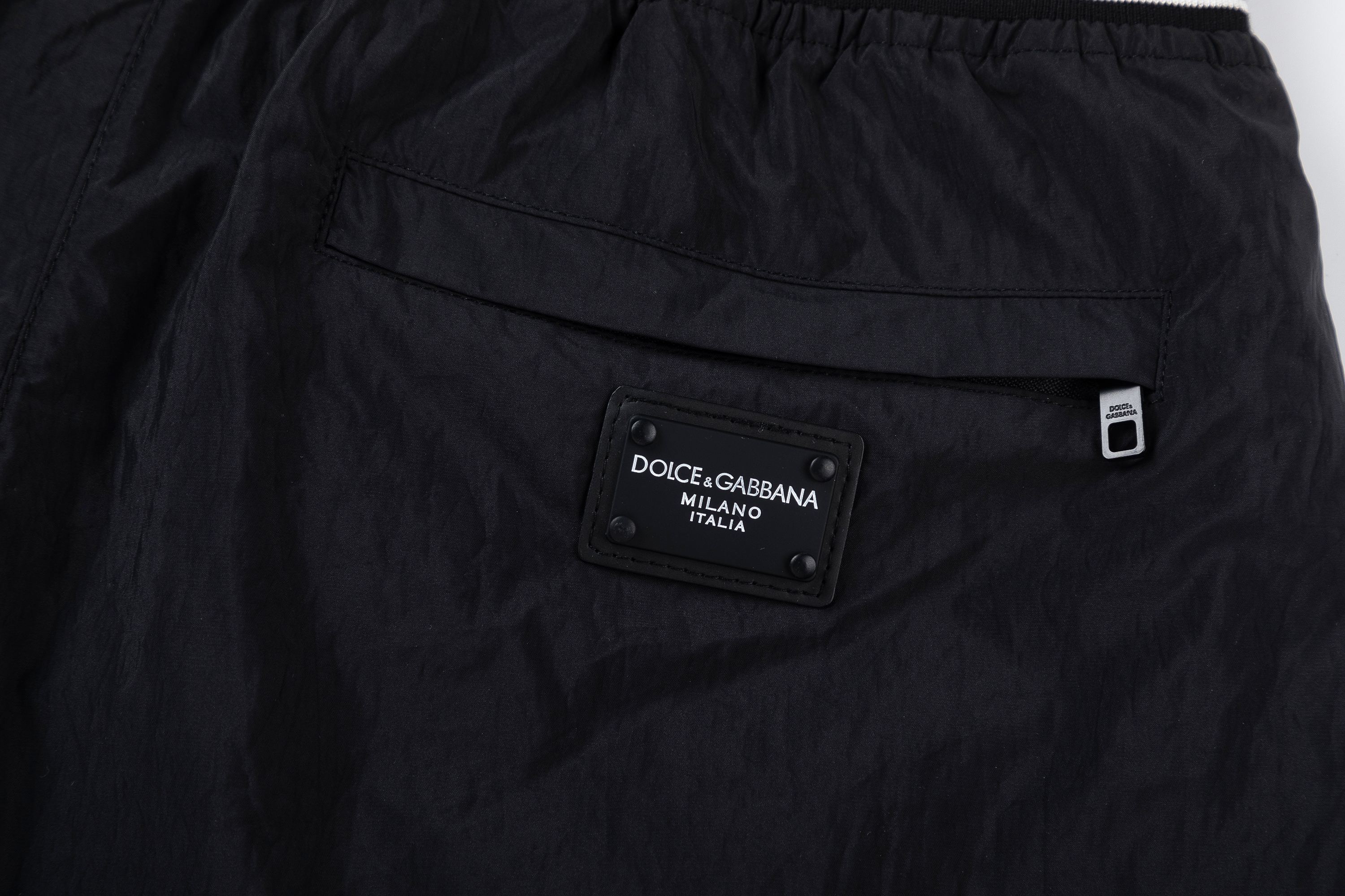 Dolce & Gabbana DG