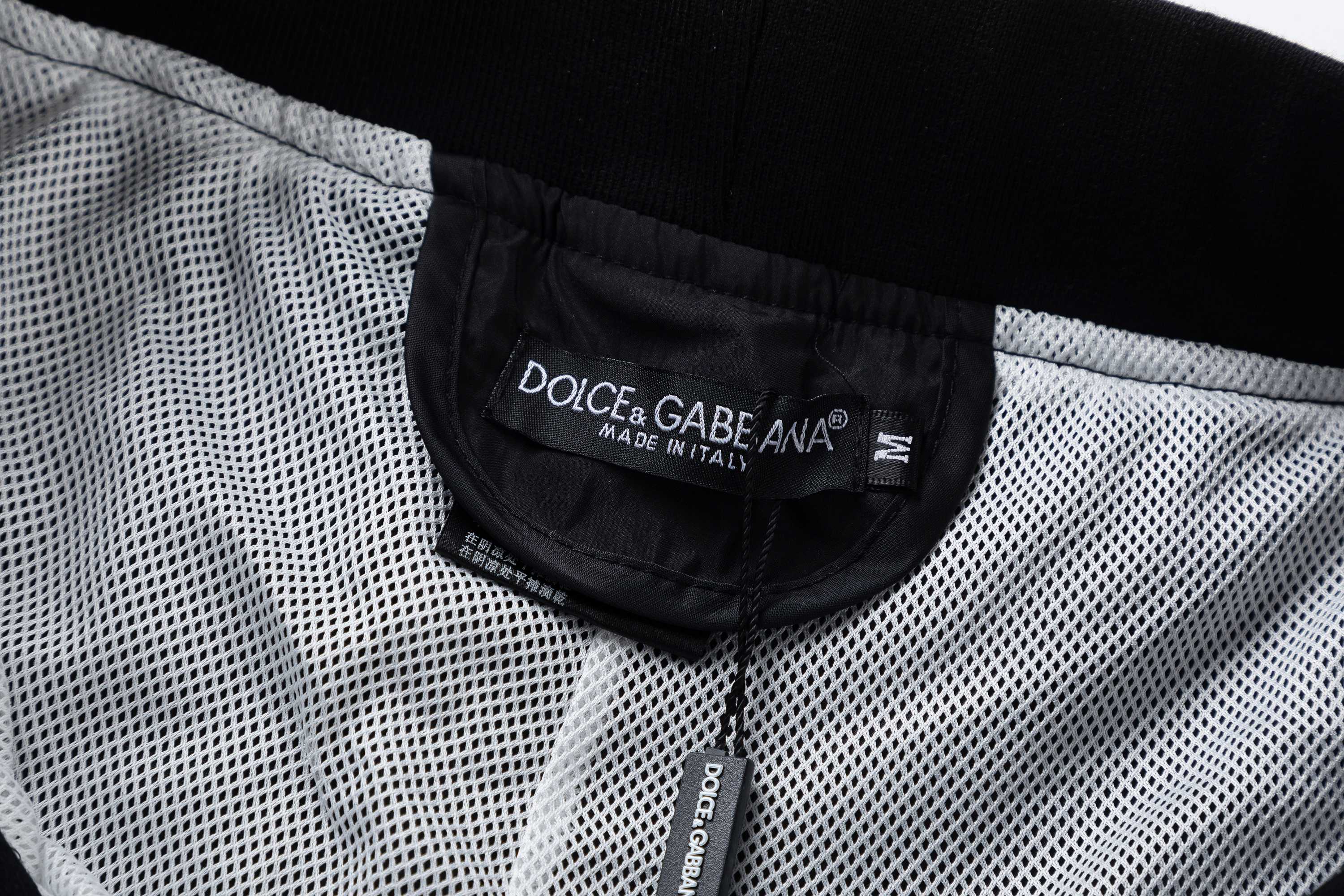 Dolce & Gabbana DG