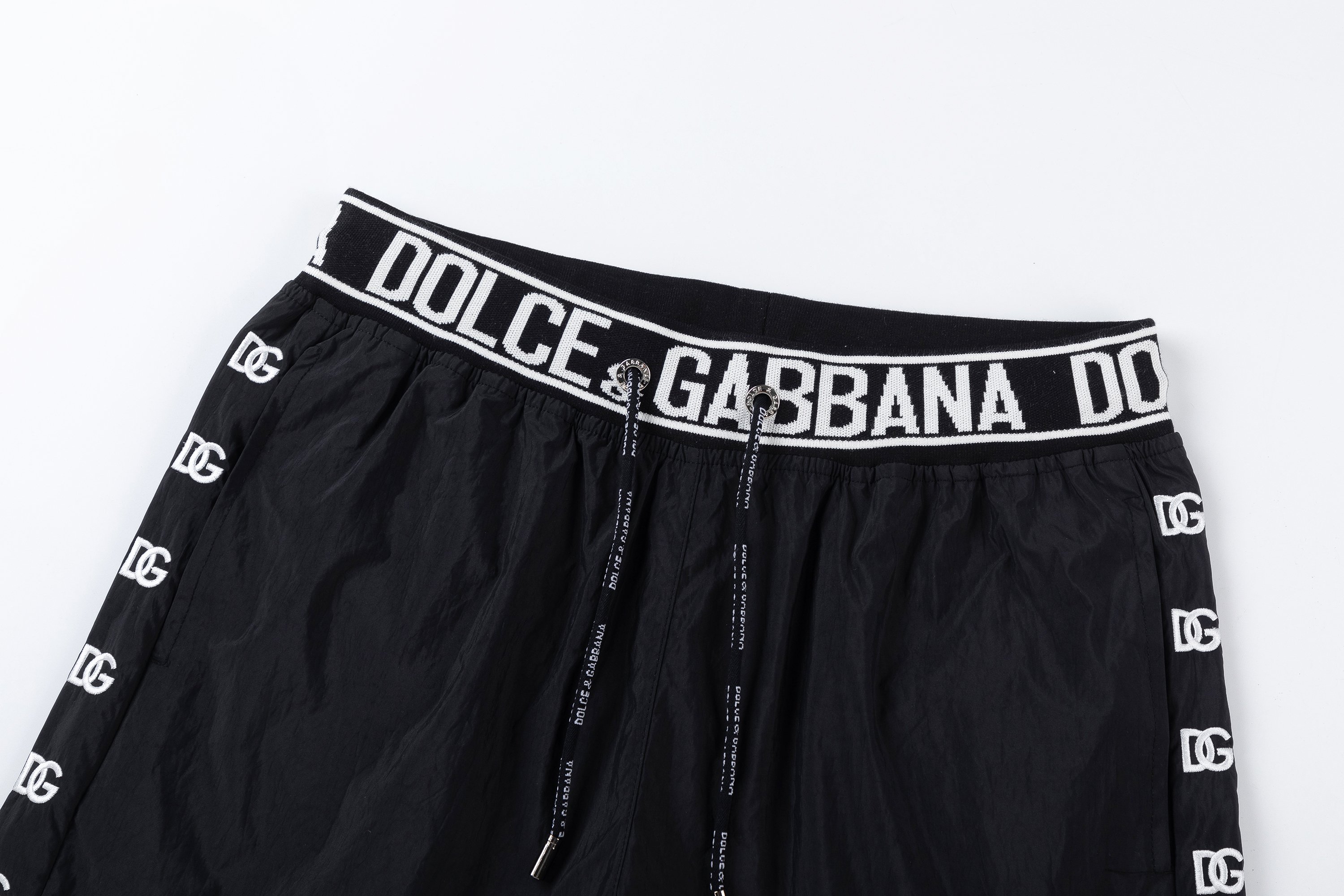 Dolce & Gabbana DG