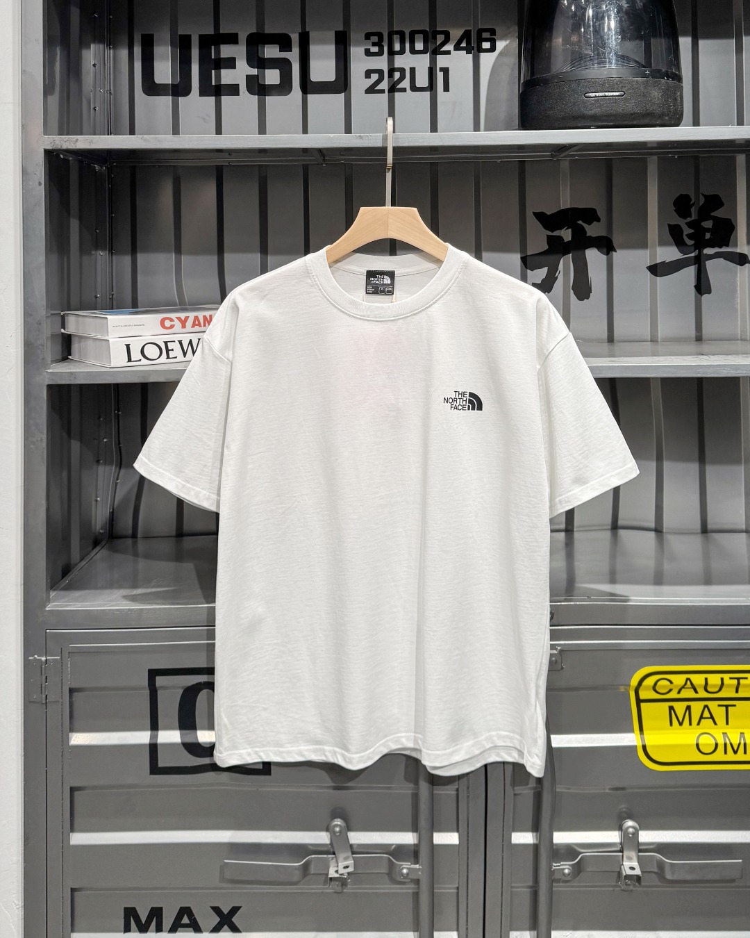 Alternative view of T-Shirt 02332