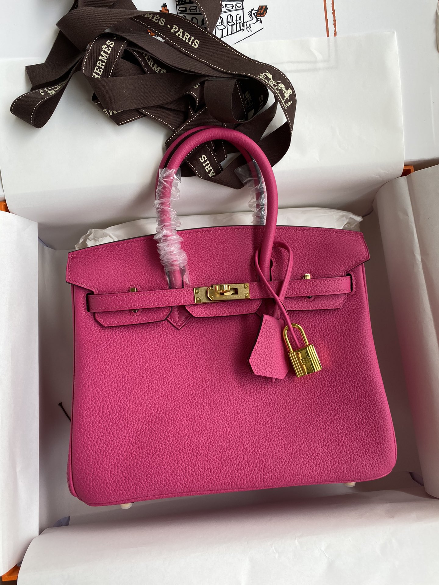 NO:699047,Half-hand birkin 25cm platinum, all steel hardware, grade A Togo leather, rose red, gold buckle wax thread, Hermes, hermes, Hermes,19860909半手birkin 25cm 铂金 全钢五金 A级Togo皮 玫红 金扣蜡线,爱马仕,hermes,Hermes,,Bag